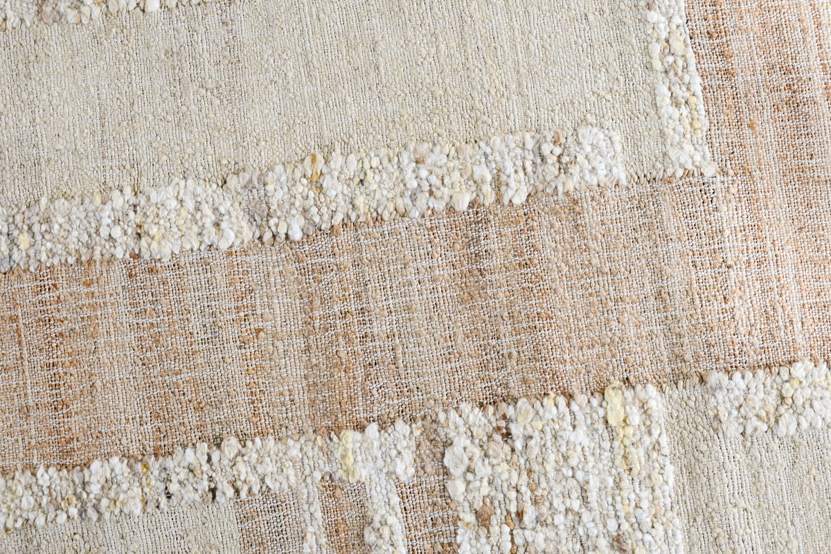 Muda Natural Ivory 8x10 Rug