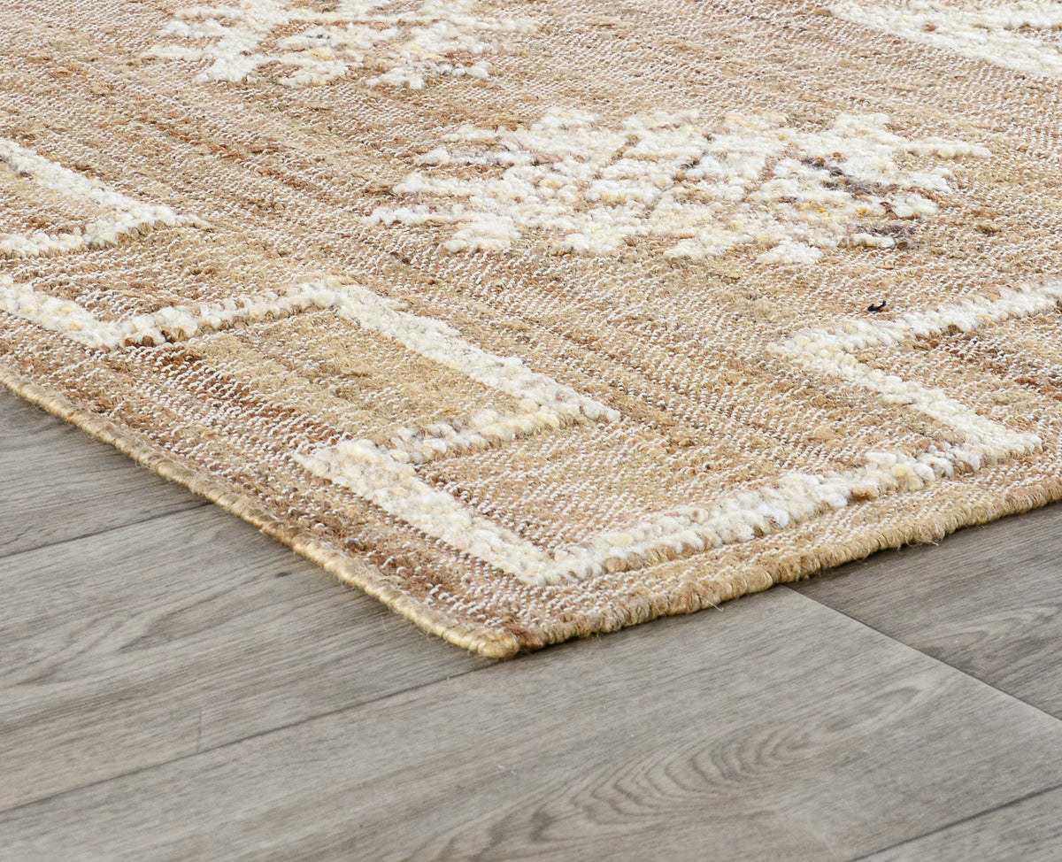 Raposa Natural Ivory 5x8 Rug