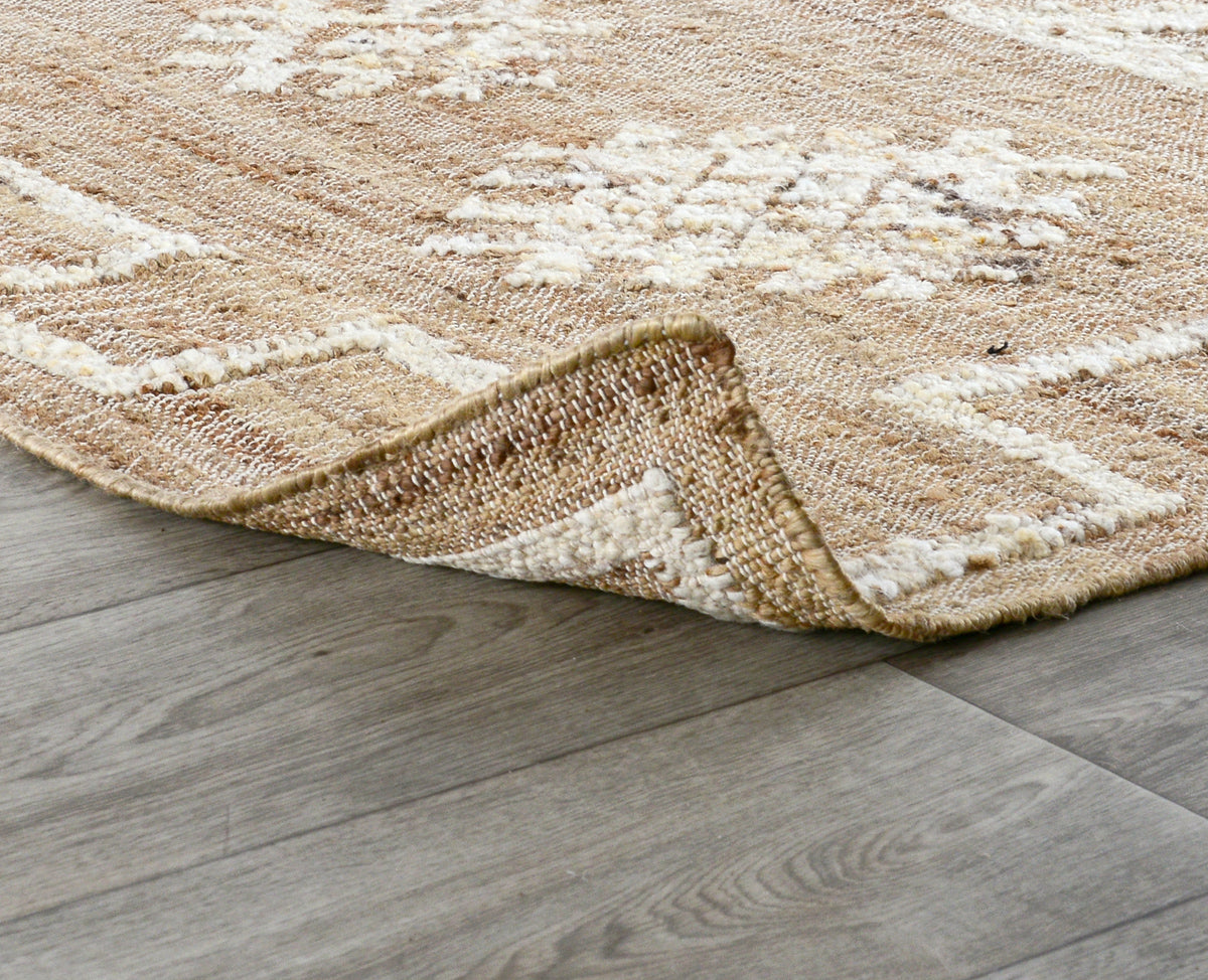 Raposa Natural Ivory 5x8 Rug