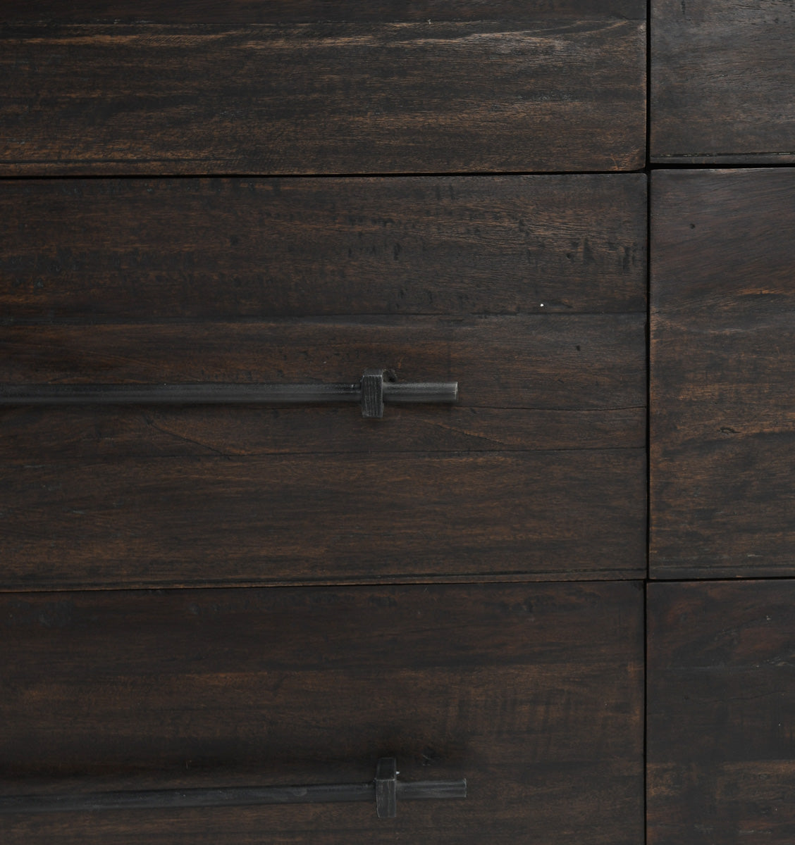 Magdalena 9 Drawer Dresser