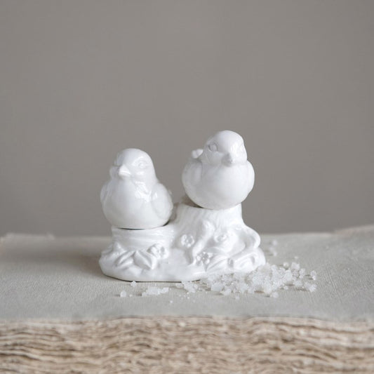 4" Dolomite Bird Salt & Pepper Shakers on Stump