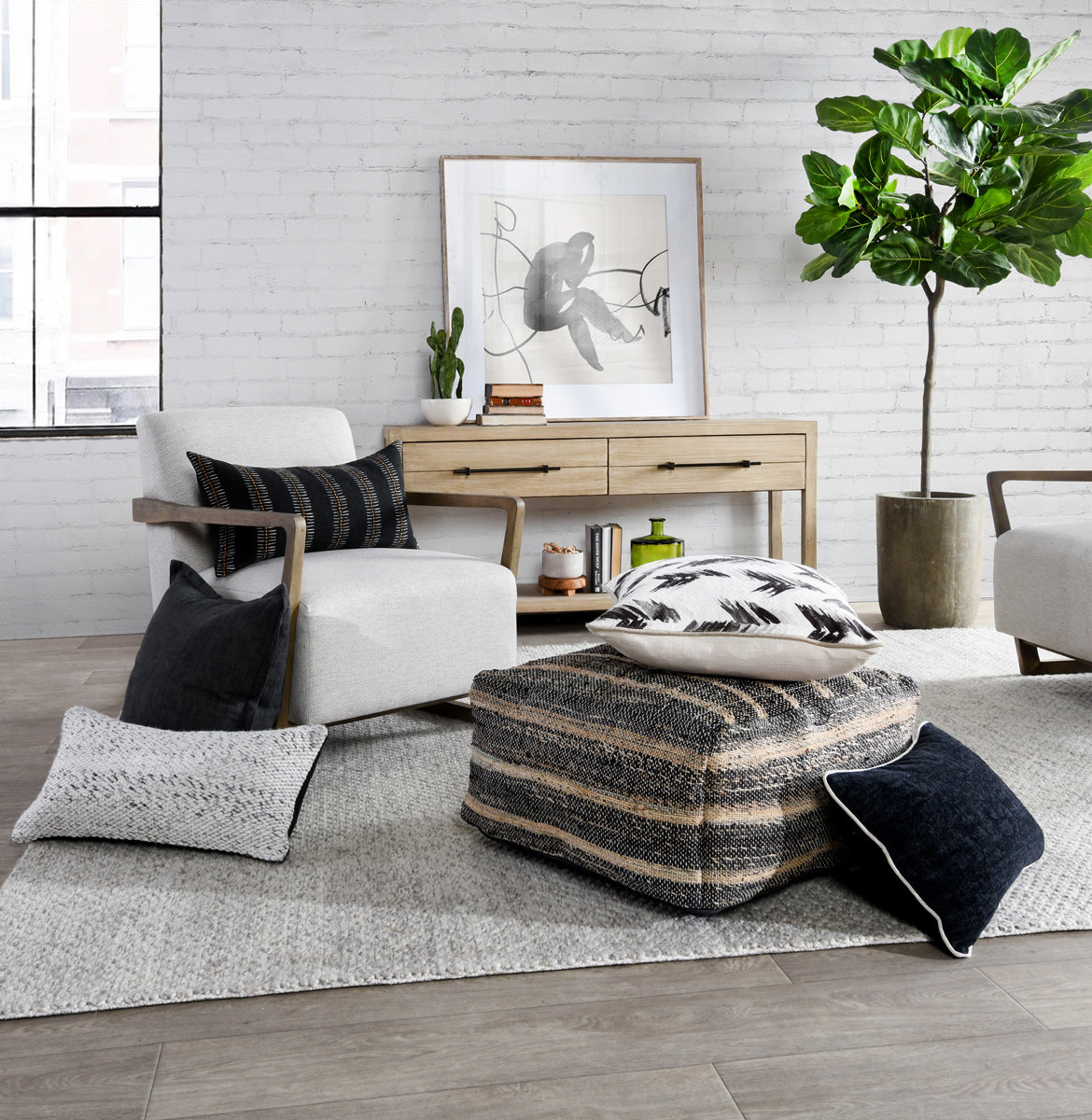 Zane Black Natural Pouf 24x24x12